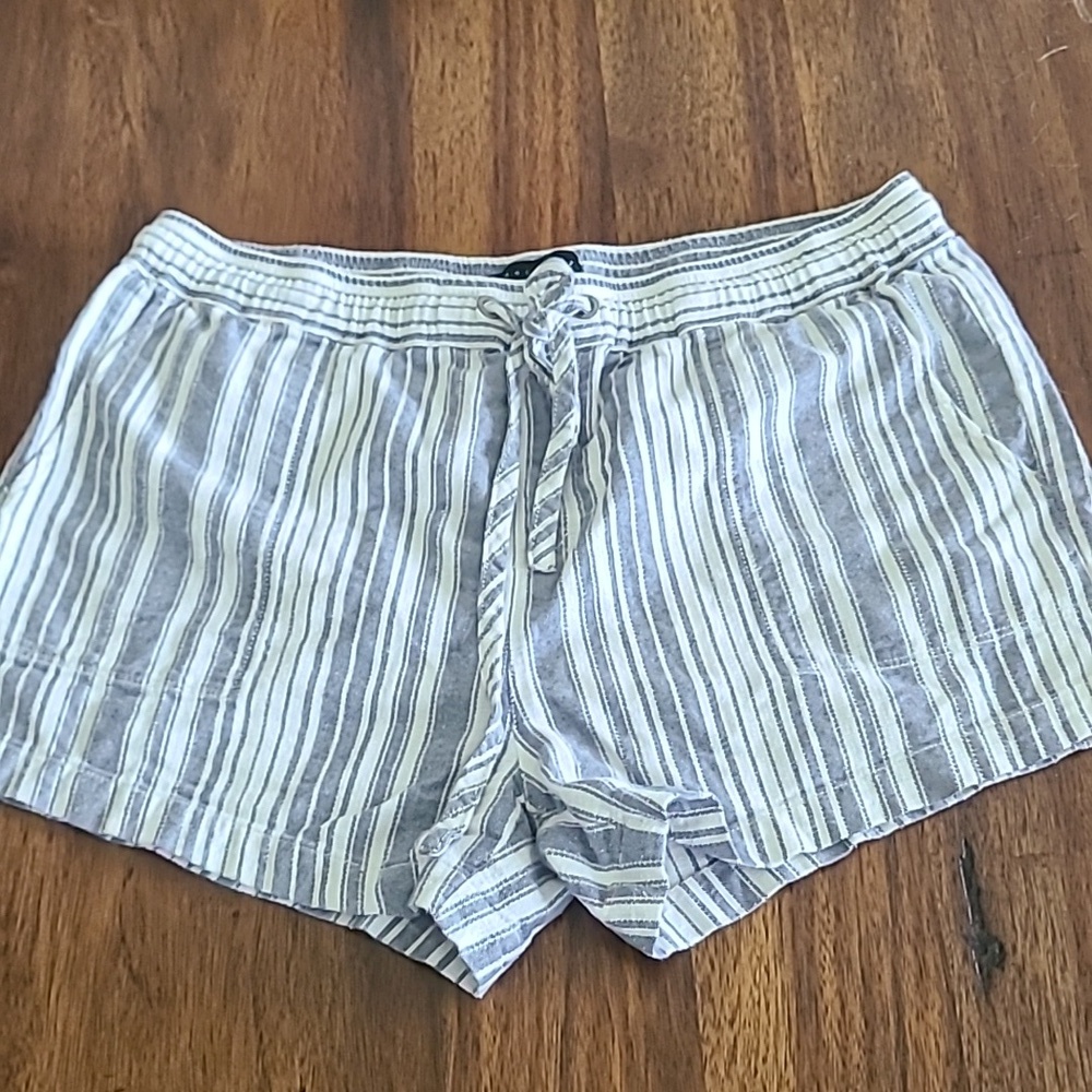 Sanctuary Stripe Sanctuary Paper Bag Chambray Stripe Shorts Size Extra Large
